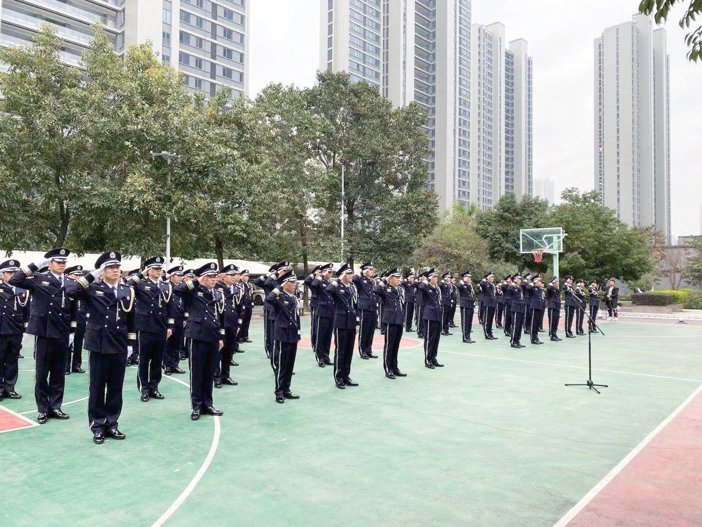 我市开展庆祝第二个“中国人民警察节”暨2022年“110宣传日”活动