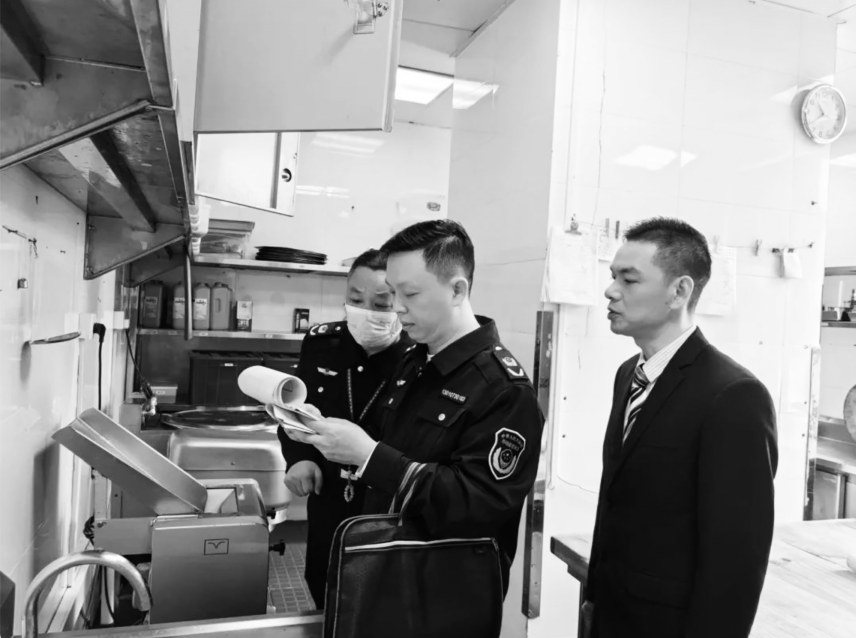 市市场监督管理局开展集体用餐配送食品安全专项行动